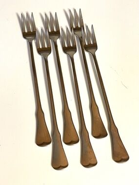 Oneida Community PATRICK HENRY Stainless Cocktail Seafood Forks Appetizer (6)